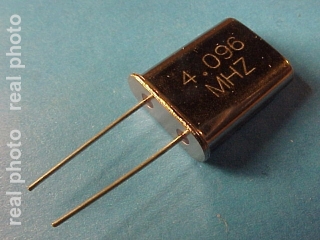 Q4,096MHz rezonator kwarcowy HC49/U